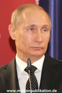 Messerundgang Putin 08042013 146