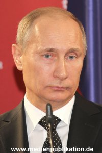 Messerundgang Putin 08042013 151