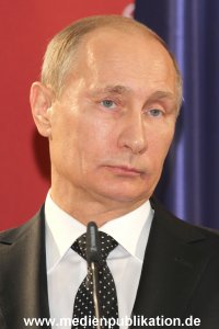 Messerundgang Putin 08042013 158