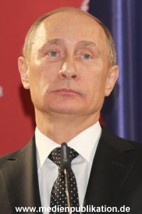 Messerundgang Putin 08042013 170