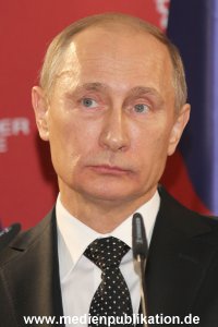 Messerundgang Putin 08042013 171