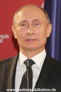 Messerundgang Putin 08042013 188