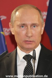Messerundgang Putin 08042013 189