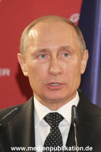 Messerundgang Putin 08042013 196