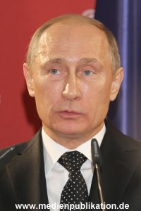 Messerundgang Putin 08042013 197