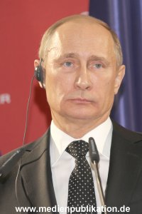 Messerundgang Putin 08042013 221