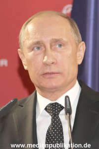 Messerundgang Putin 08042013 222