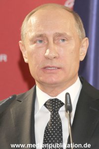 Messerundgang Putin 08042013 223