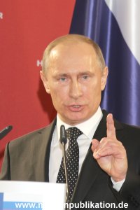 Messerundgang Putin 08042013 245