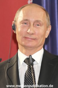 Messerundgang Putin 08042013 253