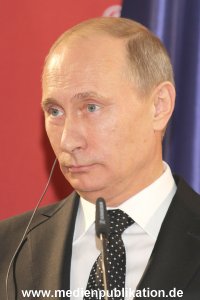 Messerundgang Putin 08042013 258