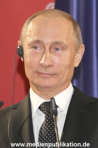 Messerundgang Putin 08042013 260