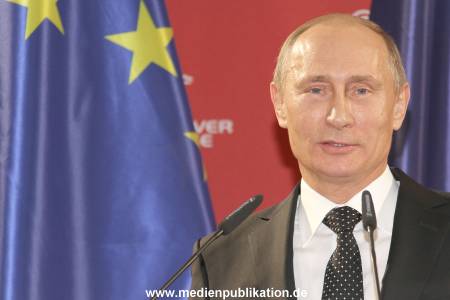 Messerundgang Putin 08042013 270
