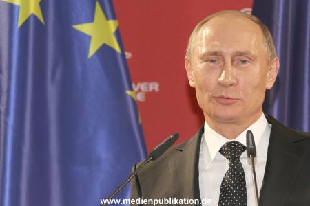 Messerundgang Putin 08042013 271