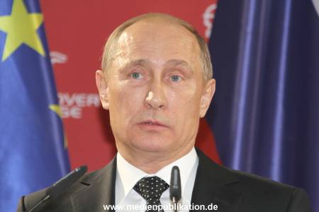 Messerundgang Putin 08042013 274
