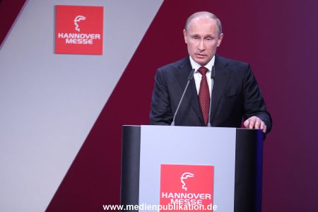 Putin Messe 07042013 092