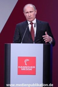 Putin Messe 07042013 101