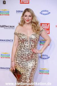 GoldeneBildDerFrau 09112022 502