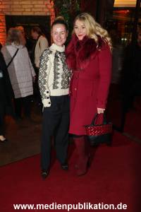 PunschUntermDach 06012025 146