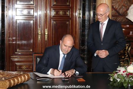 Rathaus Rumen Radew 17052022 029
