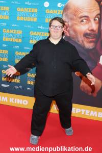 Ganzer halber Bruder 17092025 041