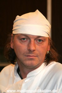 Fussball Wahl Glaube 05122005 008