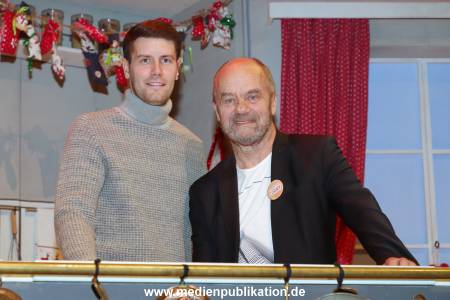 Weihnachtsbaeckerei 18112023 047