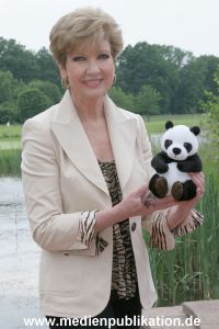 WWF 01062007 001