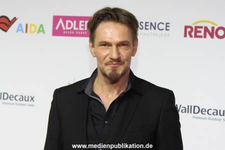 Goldene Bild der Frau 21102017 206