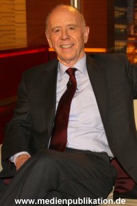 Maischberger 07022012 023