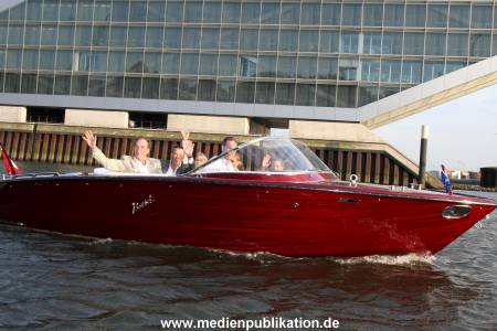 IWC 04062008 107