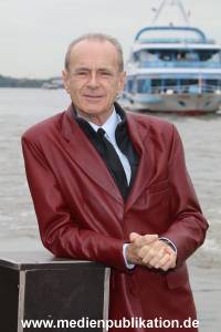 Status Quo 20092016 100