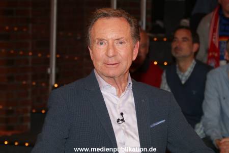 Lanz Sendung2 13042016 020