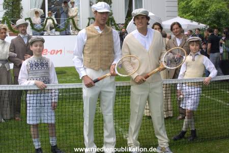 Tennis wie vor hundert Jahren 14052006 025