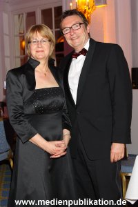 Blauer Ball 02042011 002