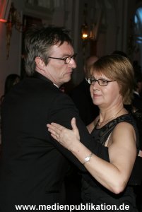 Blauer Ball 2005 120