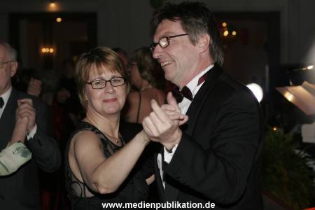 Blauer Ball 2005 122