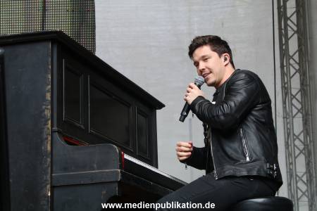 Radio Hamburg Top829 02040218 220