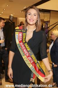Blauer Ball Netzwerk 10102016 112