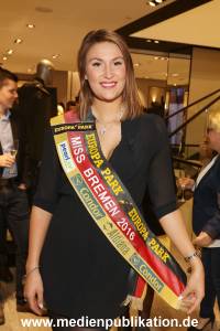 Blauer Ball Netzwerk 10102016 116