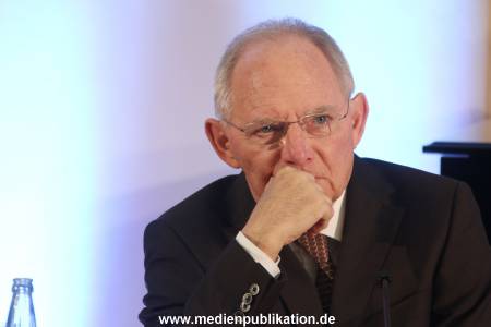 Schaeuble 03022016 010