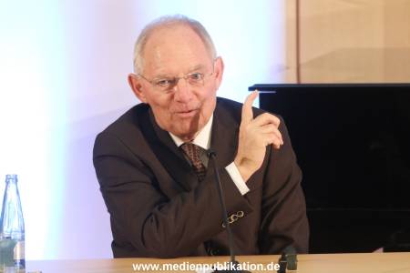 Schaeuble 03022016 050