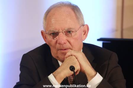 Schaeuble 03022016 123