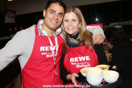 Mehr als eine warme Mahlzeit 10122014 360