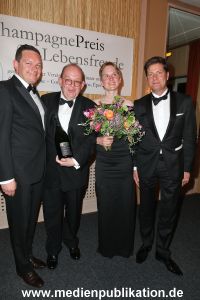ChampagnePreis 27042015 316