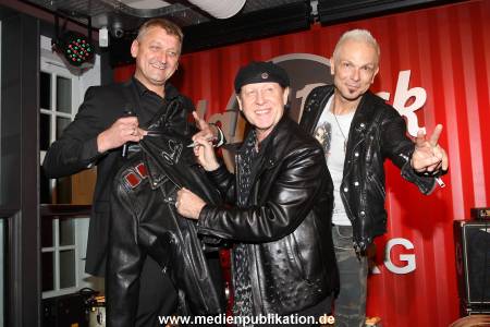 Hardrock Opening 22092011 266