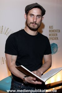Douglas 20052010 0036