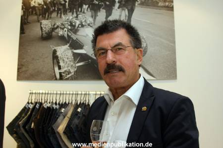 Formel 1 Buch 18102010 034