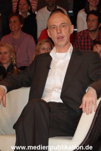Lanz Sendung2 041222012 001