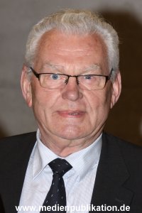 3nach9 06112009 001